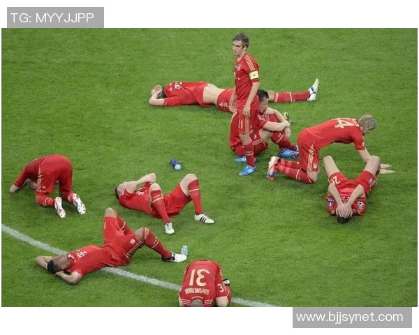 苏格兰与荷兰友谊赛精彩对决展现足球魅力与团队精神 苏格兰与荷兰友谊赛精彩对决展现足球魅力与团队精神