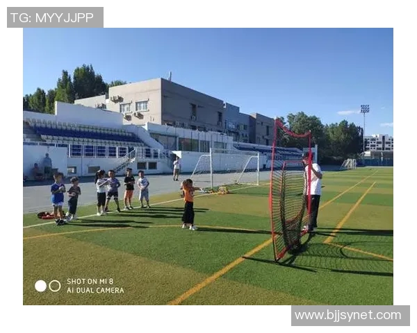 龙岗区校级足球比赛精彩直播盛况回顾与精彩瞬间分享