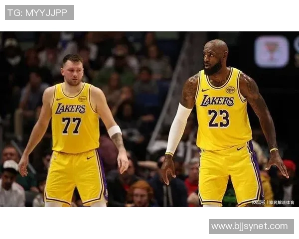 湖人对决公牛浓眉领衔球队争夺胜利的精彩瞬间回顾 湖人对决公牛浓眉领衔球队争夺胜利的精彩瞬间回顾